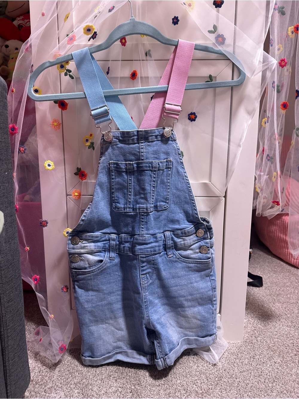 Vigoss Girls Size 7/8 Denim Short Overalls Pink Blue Straps